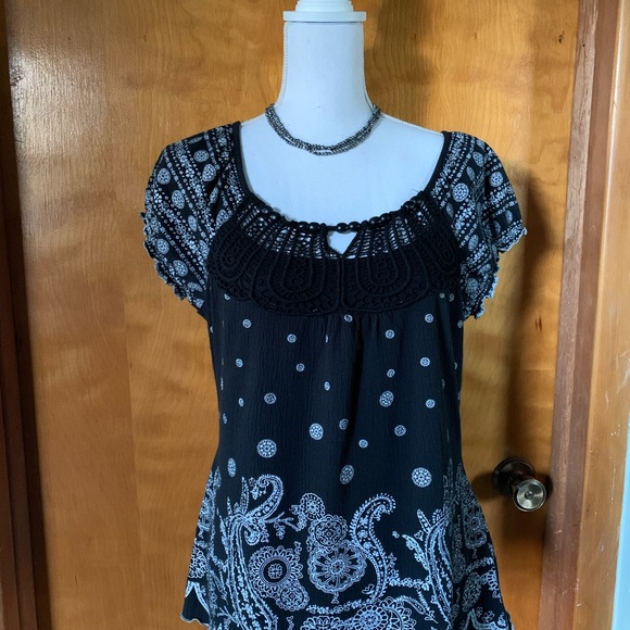 Absolutely Famous peasant style short sleeve top - Picture 4 of 12